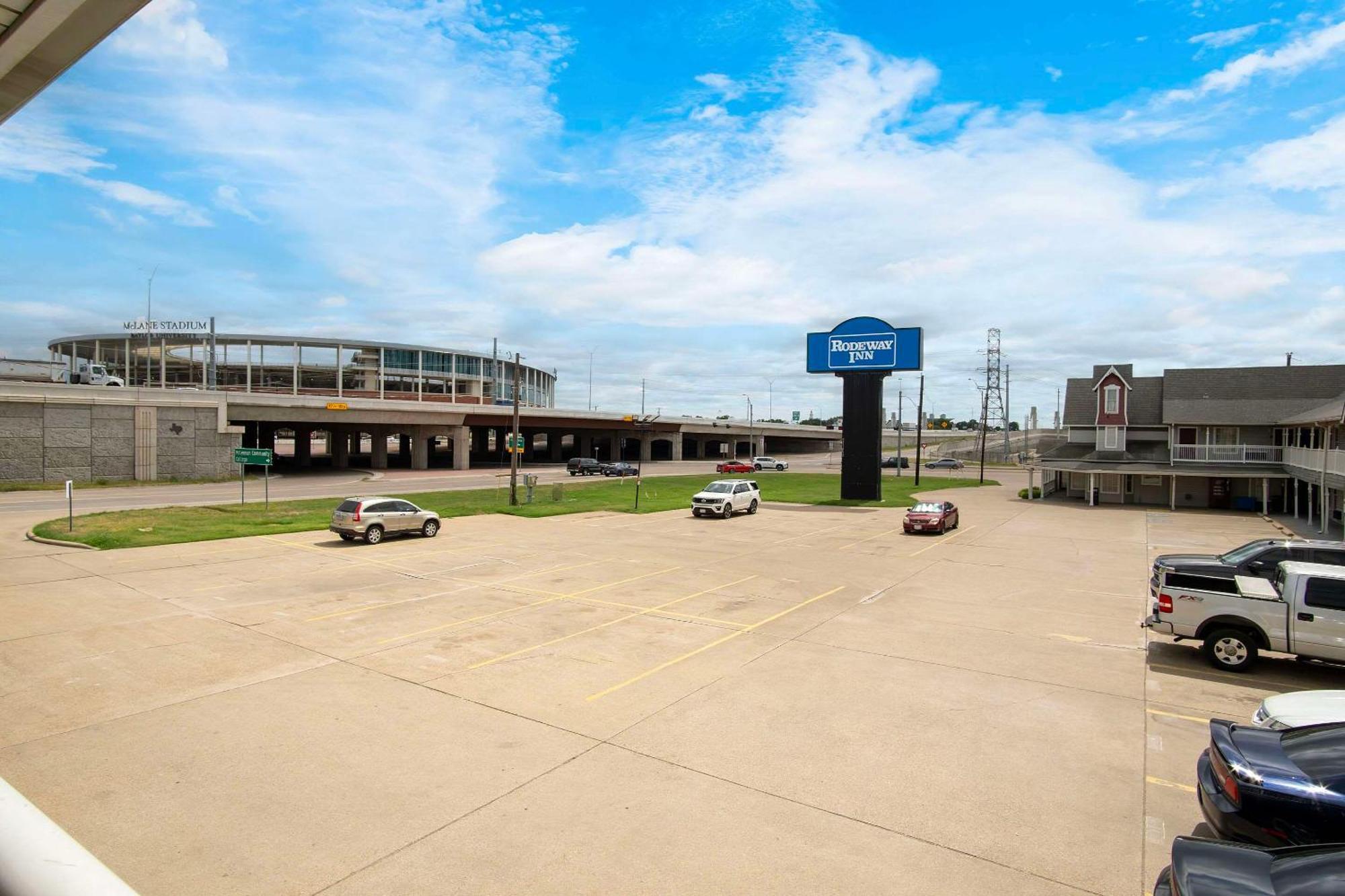 Rodeway Inn Waco Exteriör bild